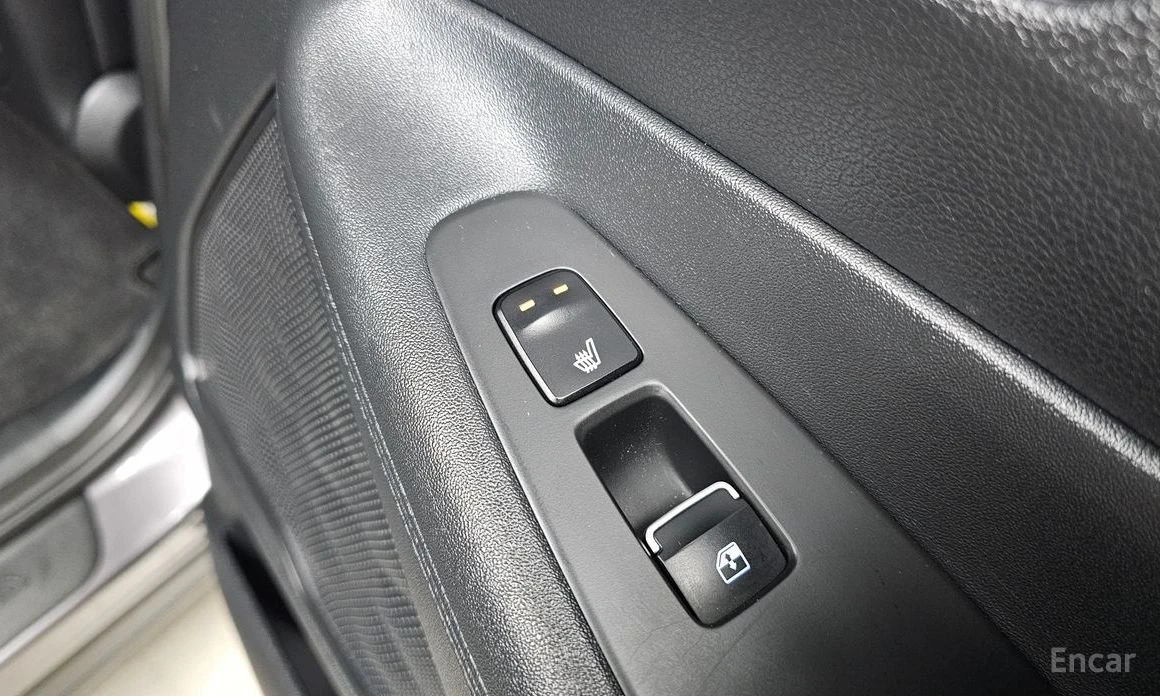 Hyundai Santa fe 2.2D Premium* 4x4* ПОДГРЕВ* ОБДУХВАНЕ* КАМЕРА* , снимка 16 - Автомобили и джипове - 54085334