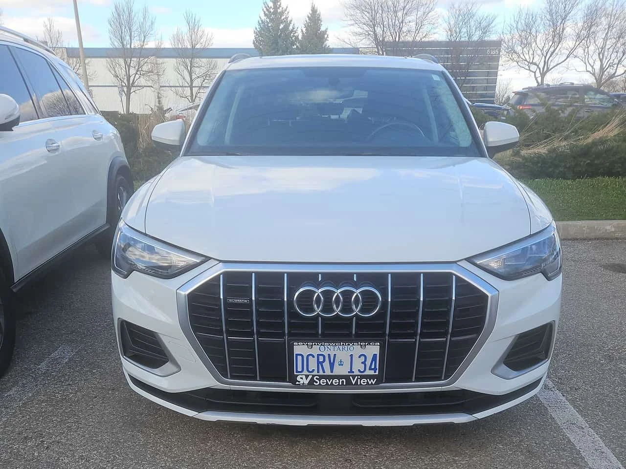 Audi Q3 * БЕЗ ЗАБЕЛЕЖКИ* ГЛАВНО ПРЕДСТАВИТЕЛСТВО* 