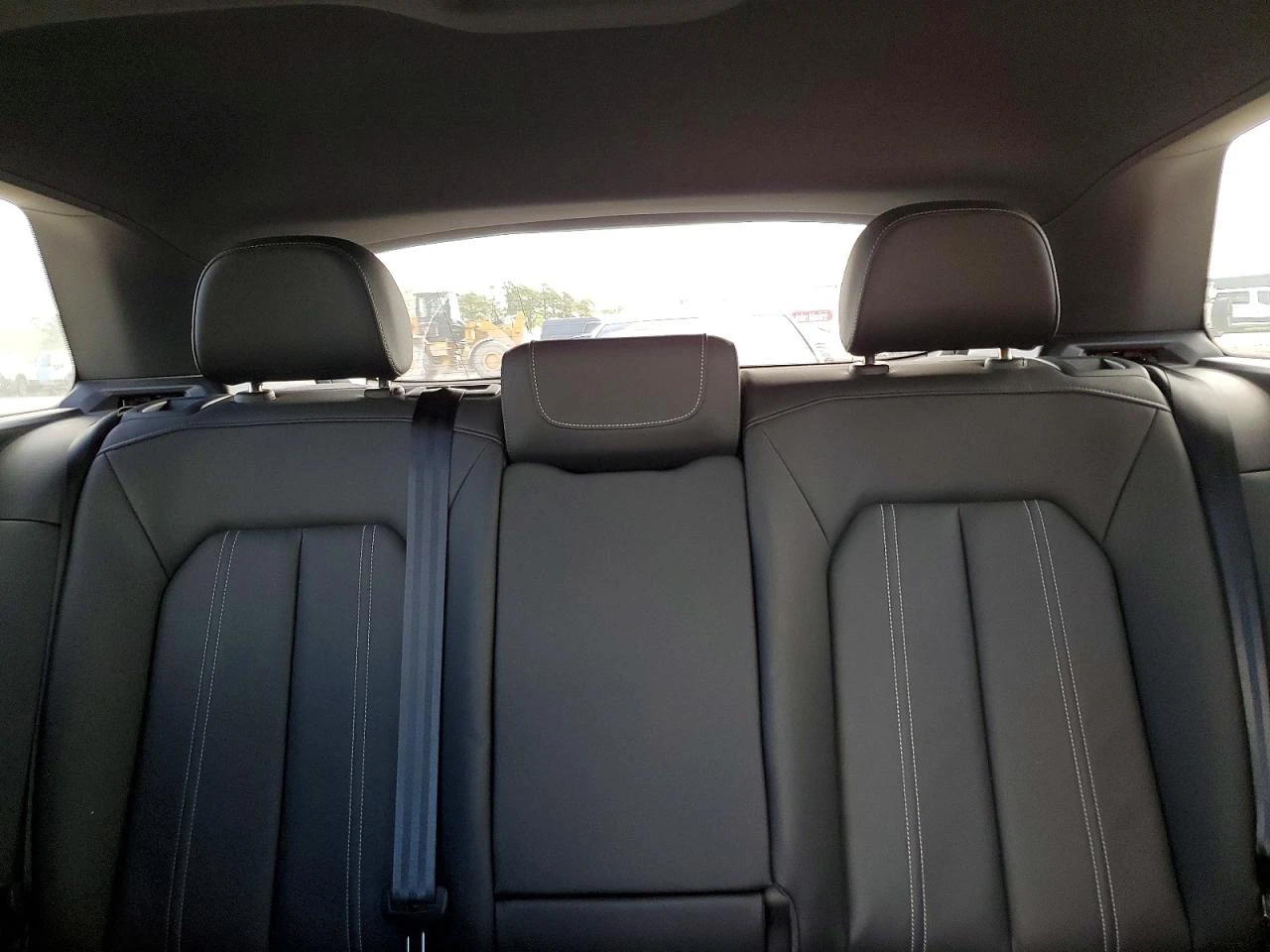 Audi Q4 E-Tron Premium Plus, снимка 10 - Автомобили и джипове - 54655015