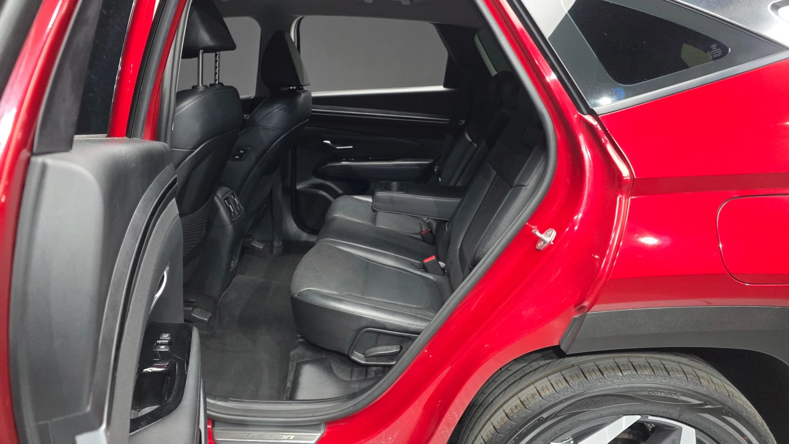 Hyundai Tucson | Вентилация | Подгрев | Ел. Багажник, снимка 14 - Автомобили и джипове - 54808588