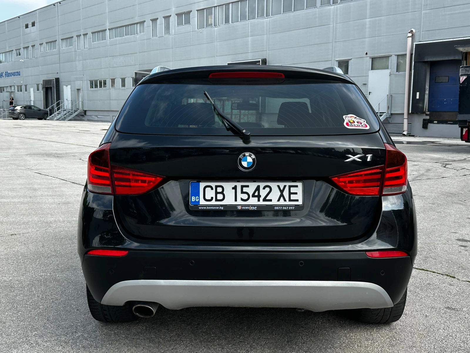 BMW X1 2.0d 143кс/Автоматик/ГАРАНЦИЯ, снимка 4 - Автомобили и джипове - 55141585