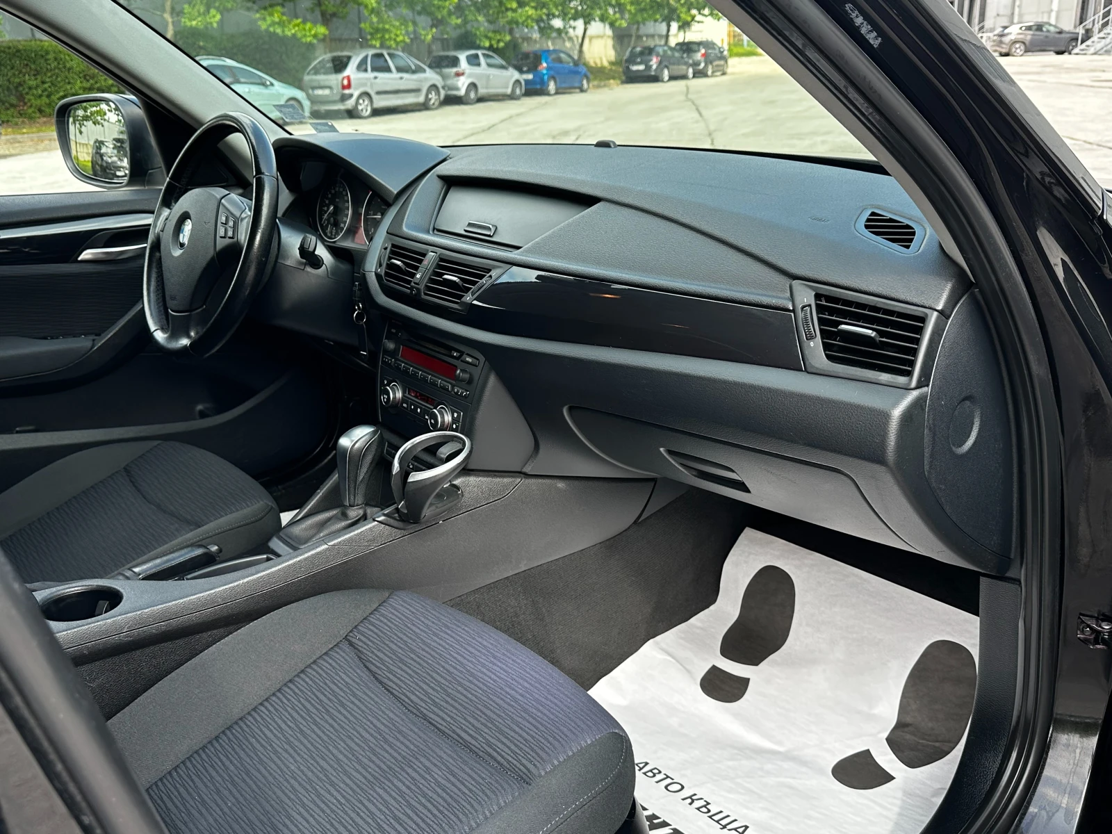 BMW X1 2.0d 143кс/Автоматик/ГАРАНЦИЯ, снимка 15 - Автомобили и джипове - 55141585
