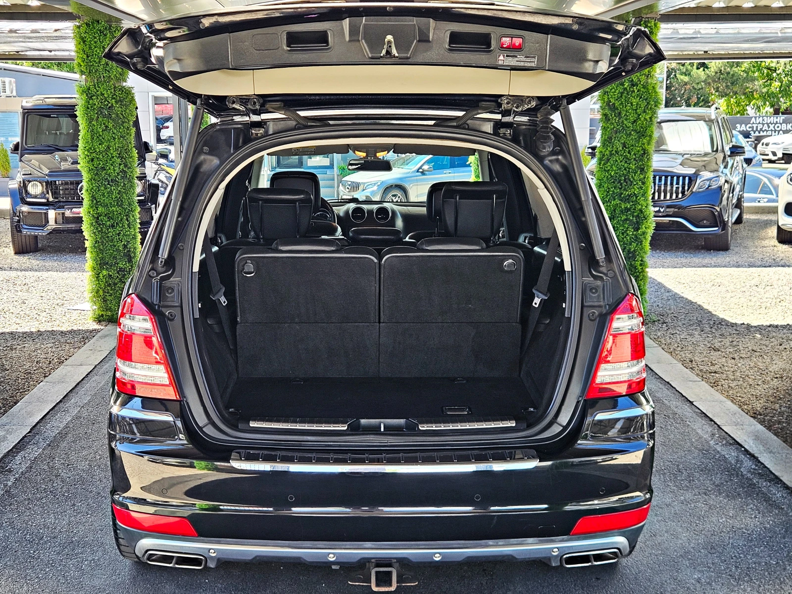 Mercedes-Benz GL 550 AMG/7MESTA/CAMERA/HARMAN/KARDON/ПОДГРЕВ/ОБДУХ/ЛИЗИ, снимка 8 - Автомобили и джипове - 55477583