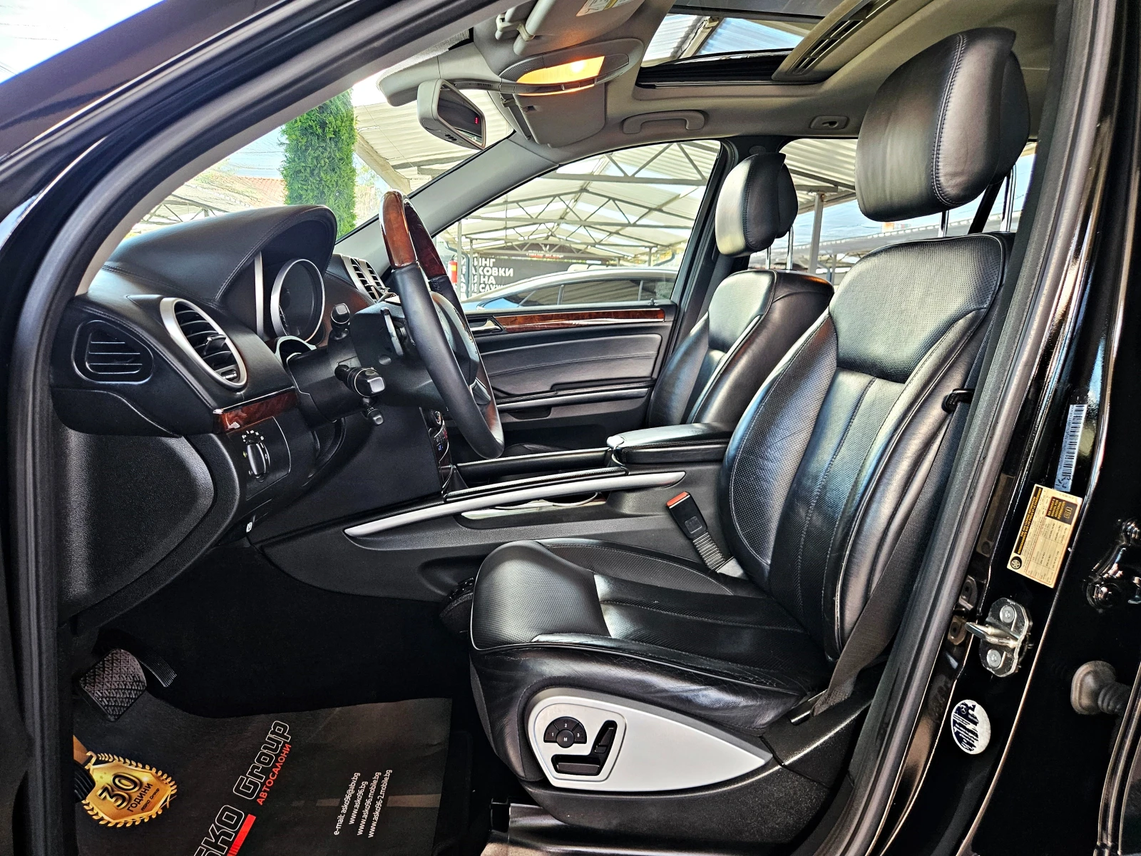 Mercedes-Benz GL 550 AMG/7MESTA/CAMERA/HARMAN/KARDON/ПОДГРЕВ/ОБДУХ/ЛИЗИ, снимка 10 - Автомобили и джипове - 55477583