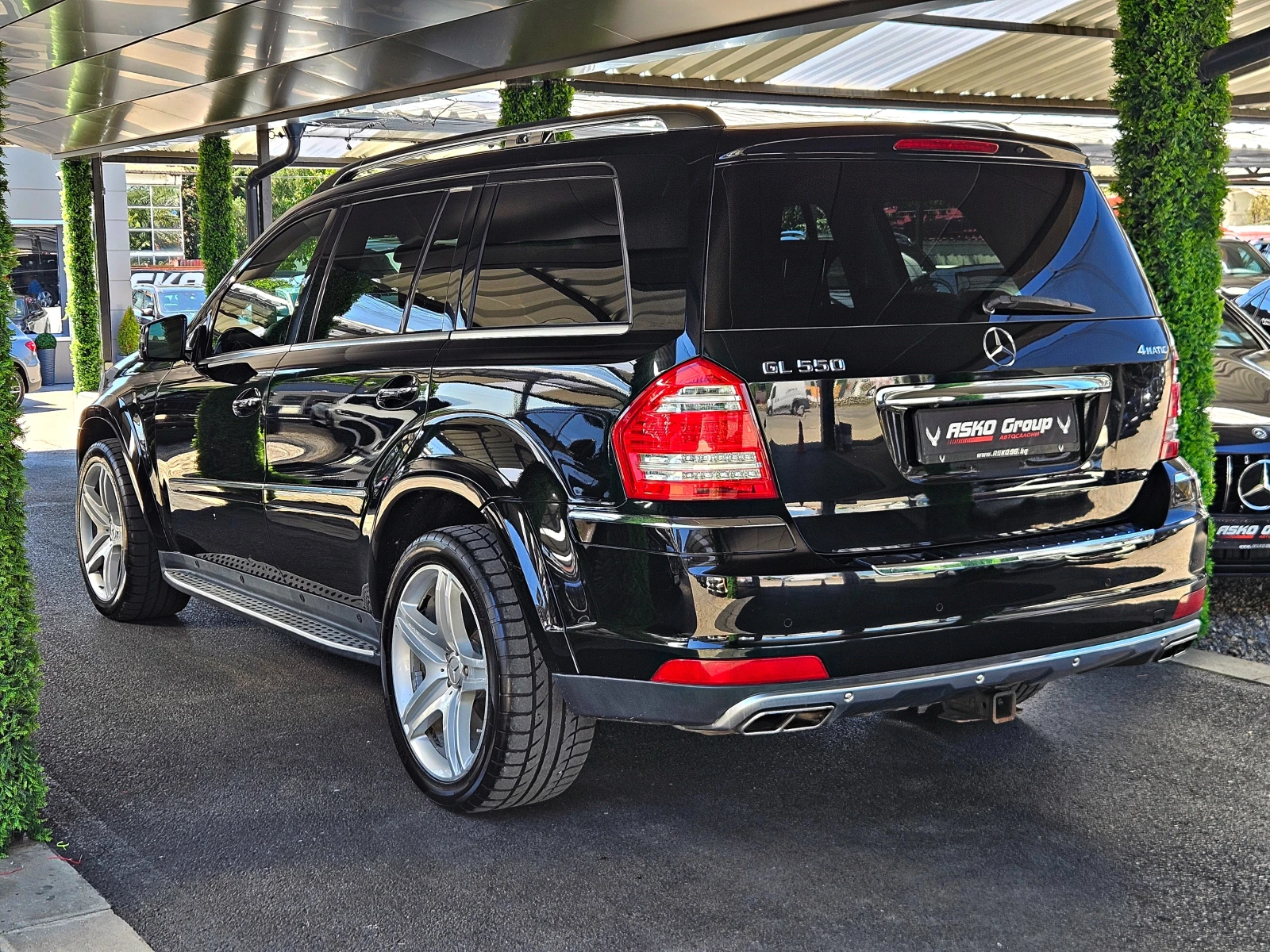 Mercedes-Benz GL 550 AMG/7MESTA/CAMERA/HARMAN/KARDON/ПОДГРЕВ/ОБДУХ/ЛИЗИ, снимка 7 - Автомобили и джипове - 55477583