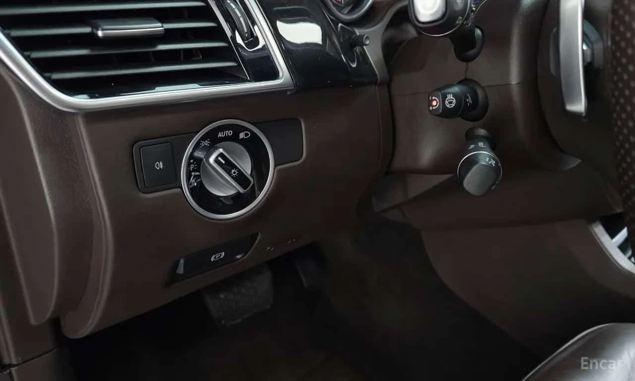 Mercedes-Benz GLS * GLS500 4MATIC * CARFAX * ЦЕНА ДО БГ, снимка 14 - Автомобили и джипове - 55510365
