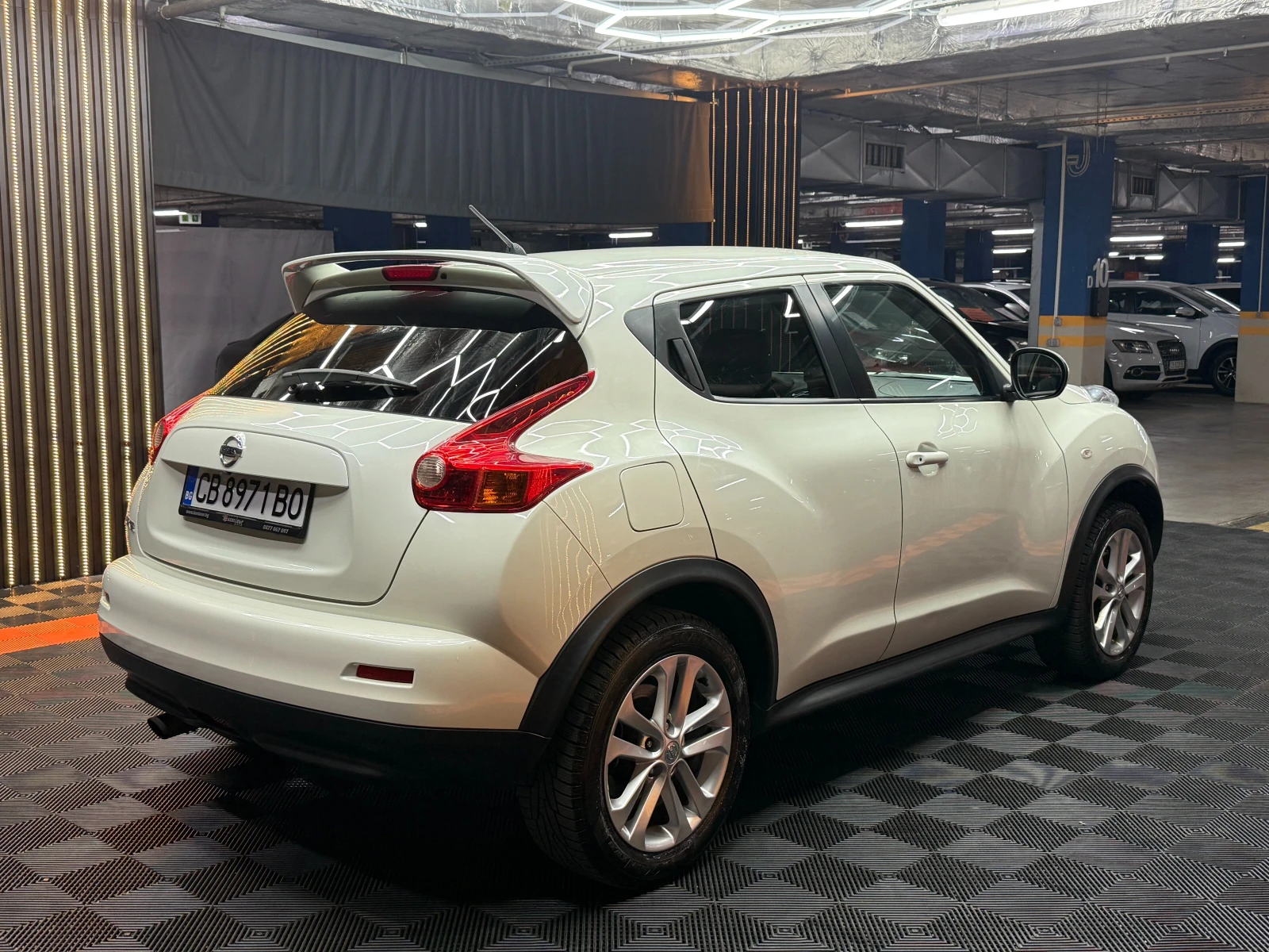 Nissan Juke 1.6i 190 к.с., снимка 4 - Автомобили и джипове - 55693441