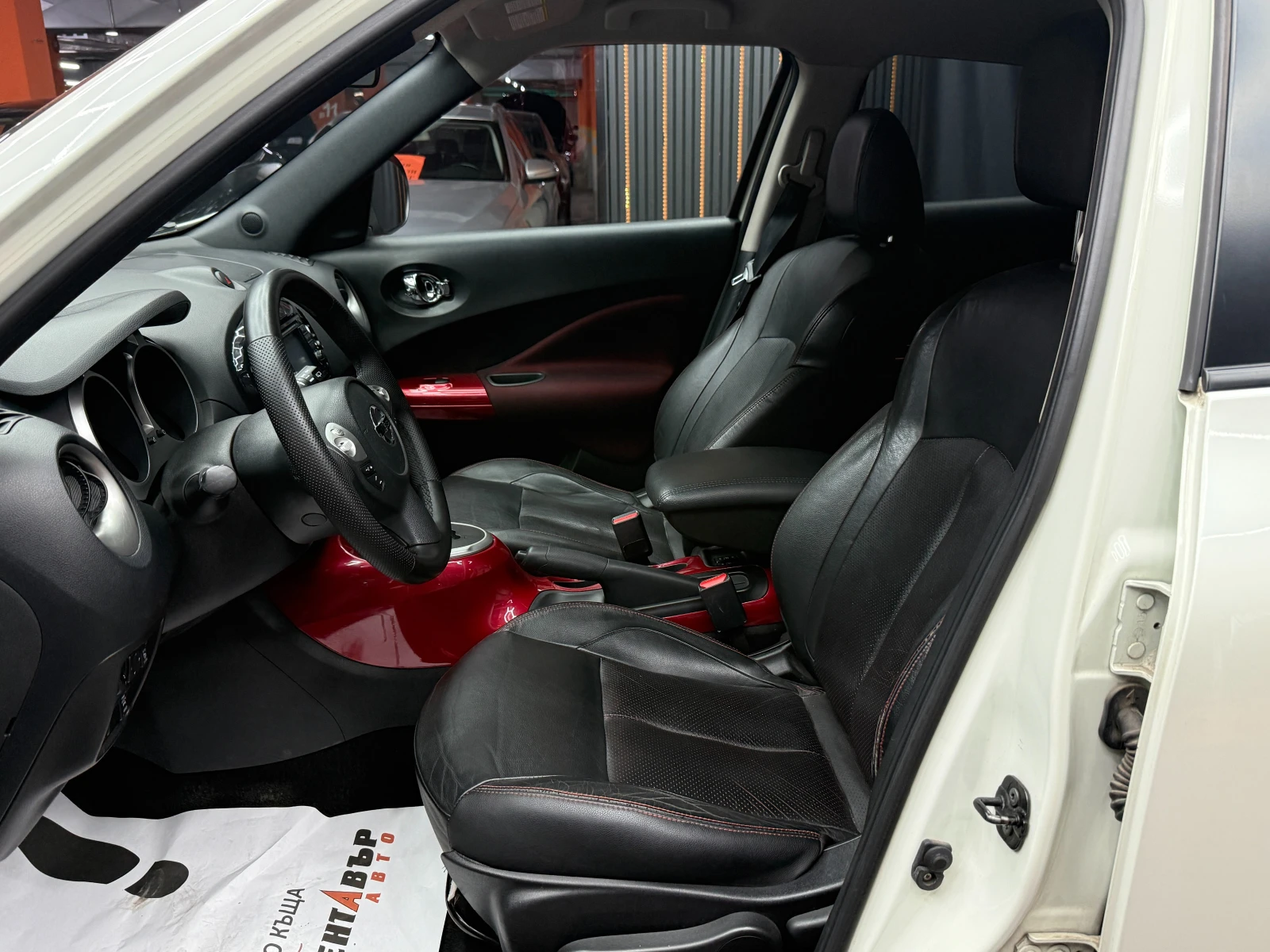 Nissan Juke 1.6i 190 к.с., снимка 7 - Автомобили и джипове - 55693441
