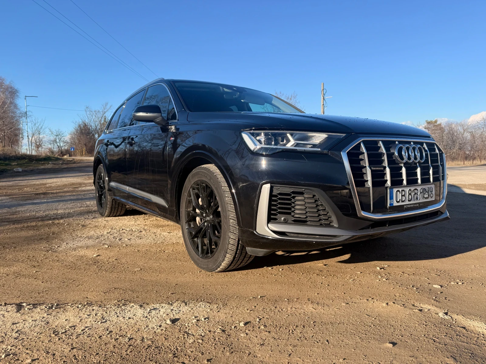 Audi Q7 55TFSI e, plug in Hybrid 40kм на mok, от Германия.