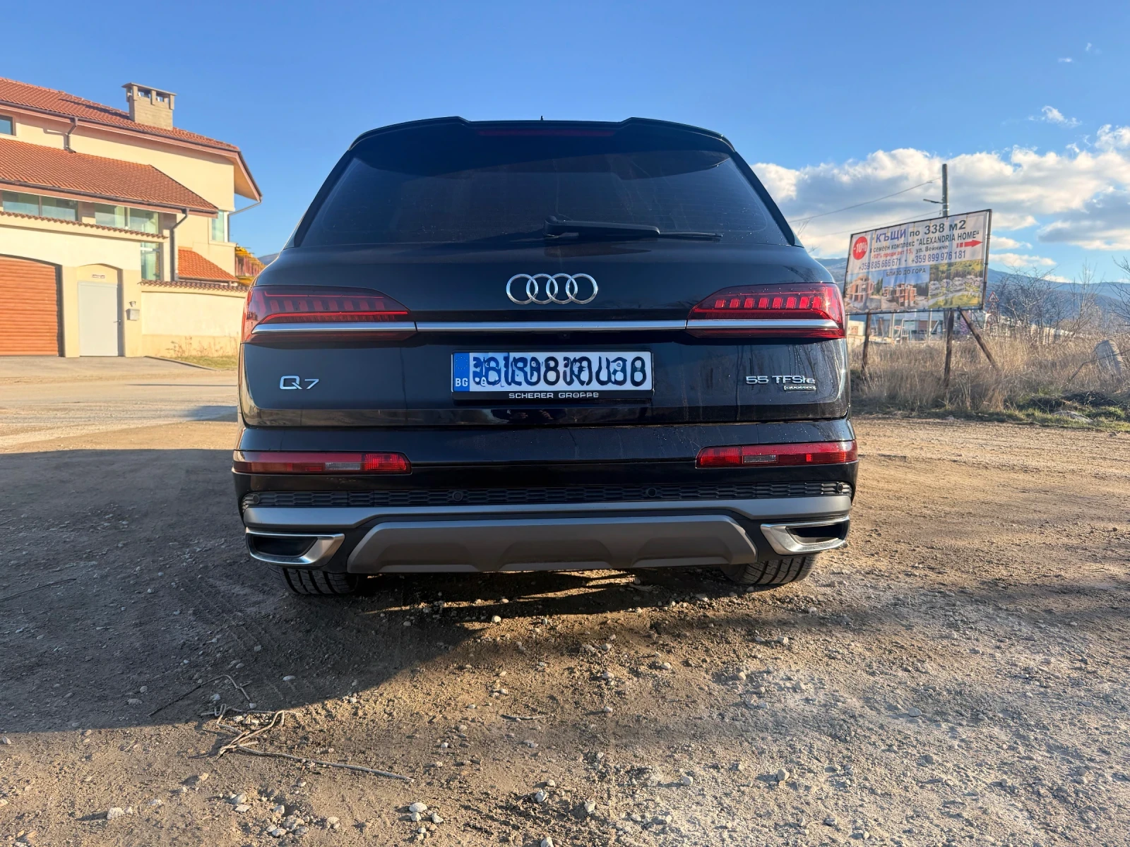 Audi Q7 55TFSI e, plug in Hybrid 40kм на mok, от Германия., снимка 6 - Автомобили и джипове - 56109995