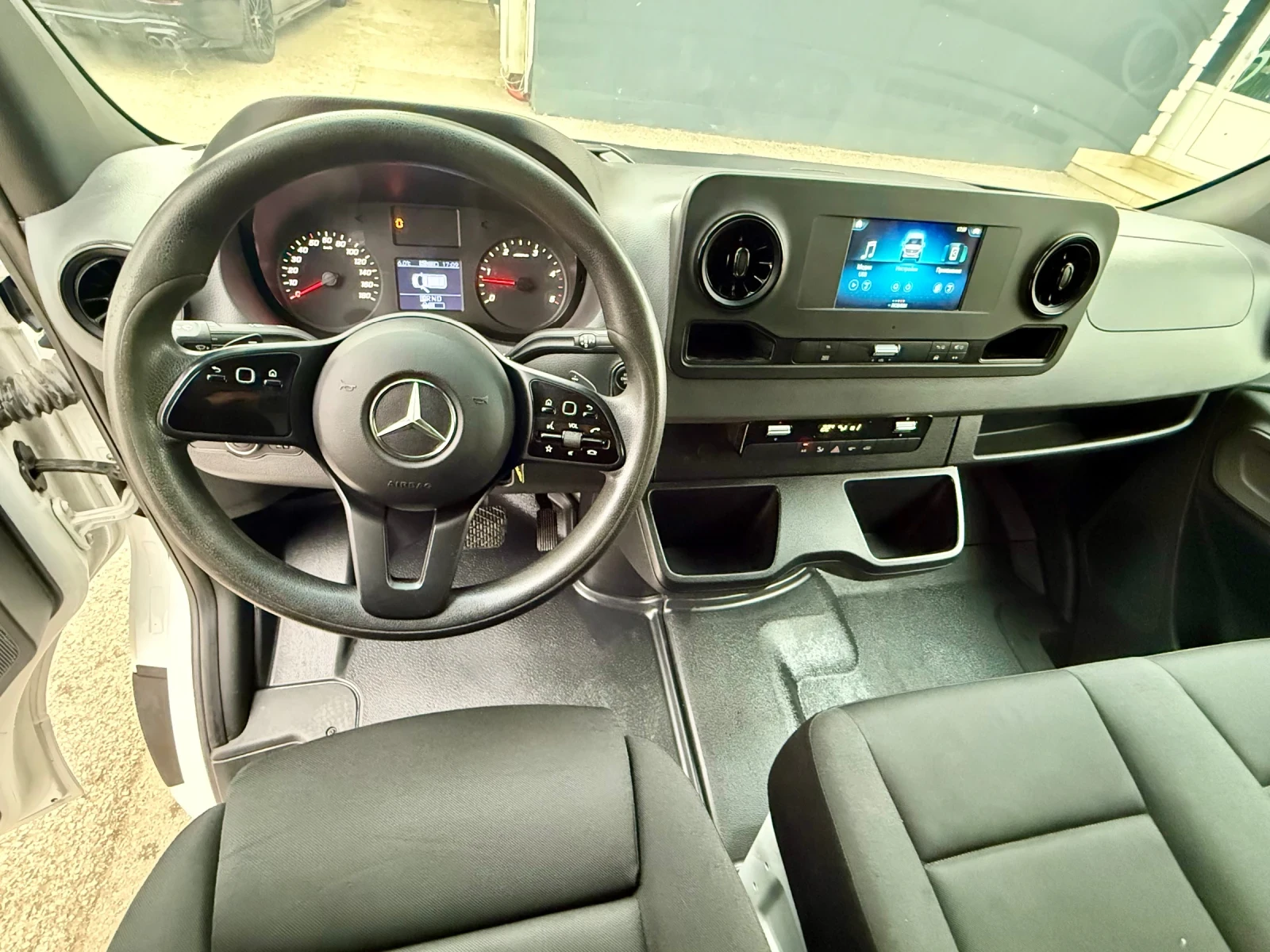 Mercedes-Benz Sprinter Нов* Самосвал 419(3.0мотор 190коня), снимка 2 - Бусове и автобуси - 53907007