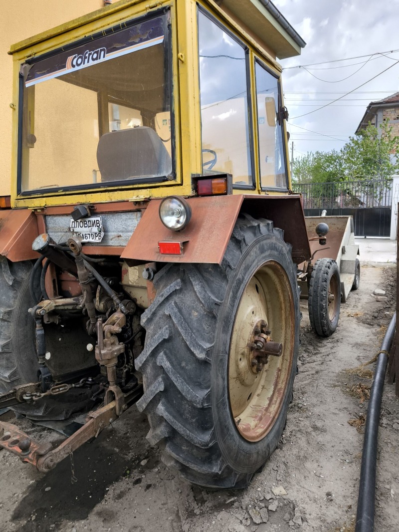 Трактор Болгар ТК80, снимка 3 - Селскостопанска техника - 46409961