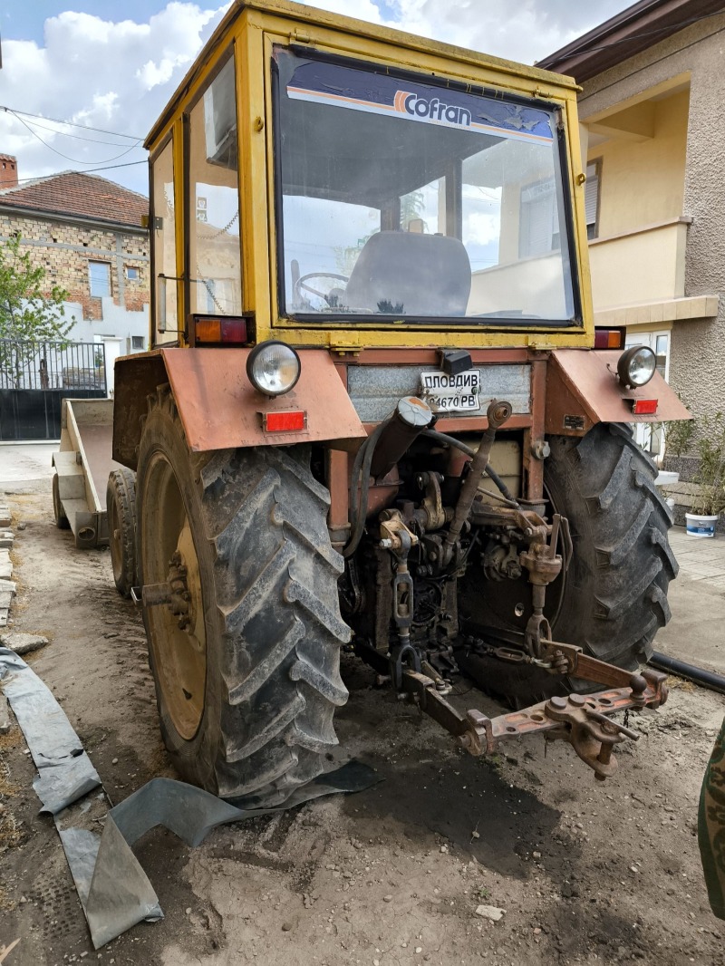Трактор Болгар ТК80, снимка 4 - Селскостопанска техника - 46409961