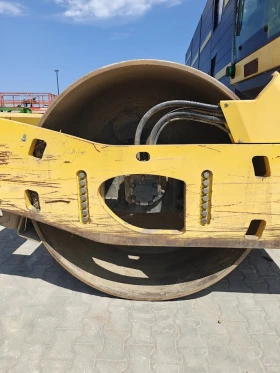 Валяк BOMAG BW216DH-4 i 17000 кг., снимка 15