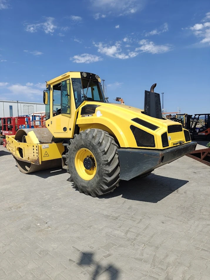 ����� BOMAG BW216DH-4 i 17000 ��. | Mobile.bg � ����������� 6