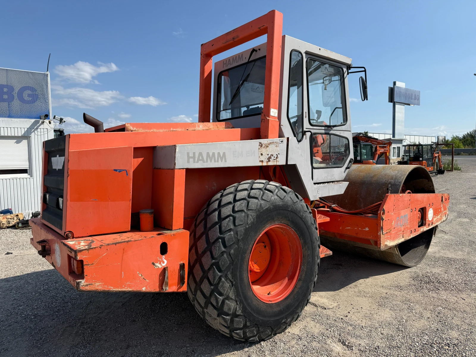 Валяк Hamm 4011 D, снимка 12 - Индустриална техника - 55663058