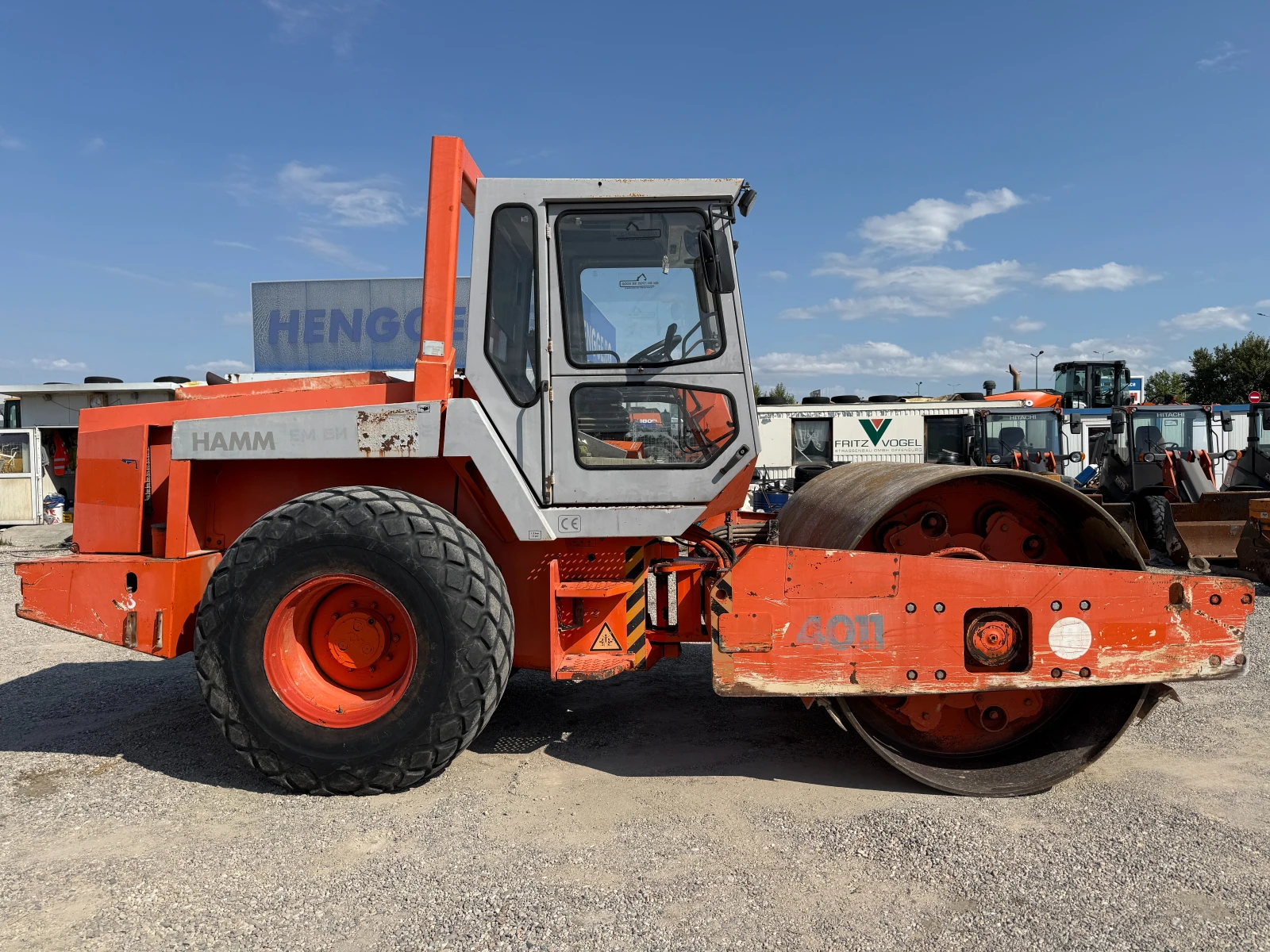 Валяк Hamm 4011 D