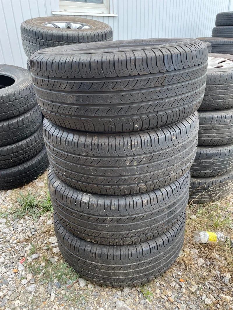 Гуми Летни 255/55R18, снимка 2 - Гуми и джанти - 37287107