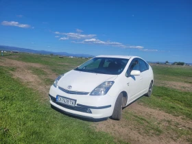 Toyota Prius 1.5 Hybrid, снимка 1