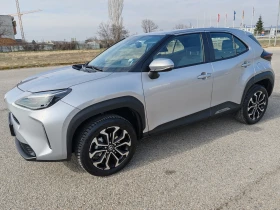 Обява за продажба на Toyota Yaris Cross Toyota Yaris Cross CHIC AWD 1.5 HEV ~55 850 лв. - изображение 3