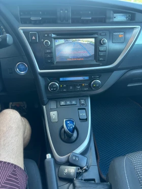 Toyota Auris 1.8  | Mobile.bg    14