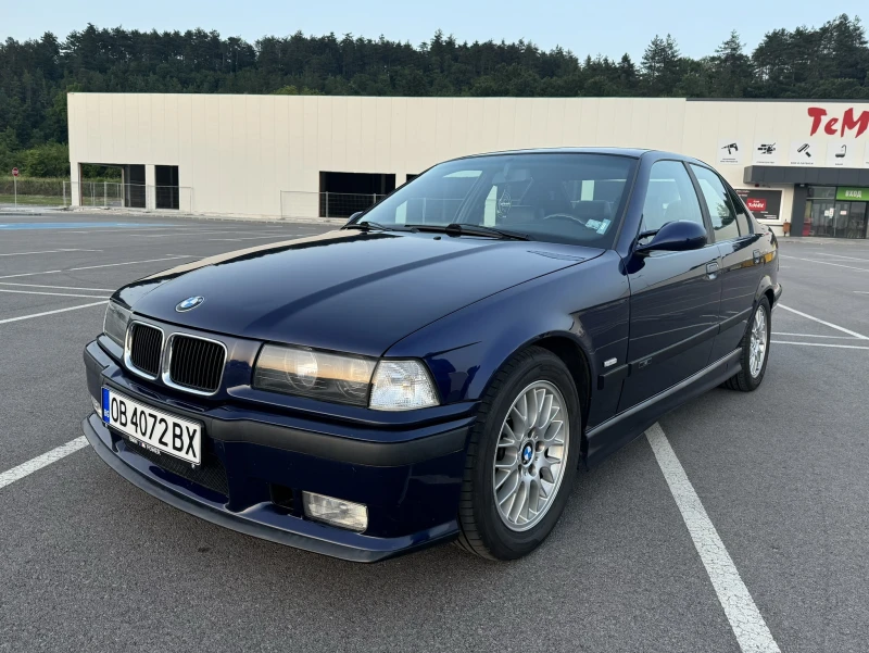 BMW 320 M-Pack, снимка 1 - Автомобили и джипове - 47532024