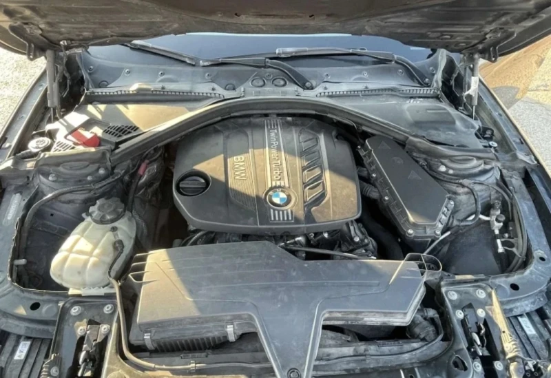 BMW 316 Touring, снимка 10 - Автомобили и джипове - 51528611