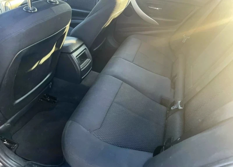 BMW 316 Touring, снимка 9 - Автомобили и джипове - 51528611