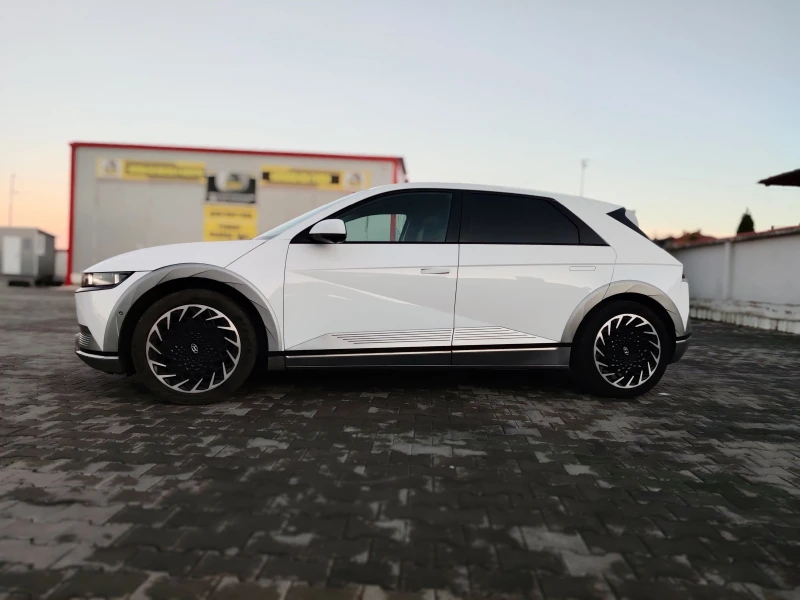 Hyundai Ioniq 5 72.6KW RWD Сервизна Кн, FULL екстри, снимка 6 - Автомобили и джипове - 52203606
