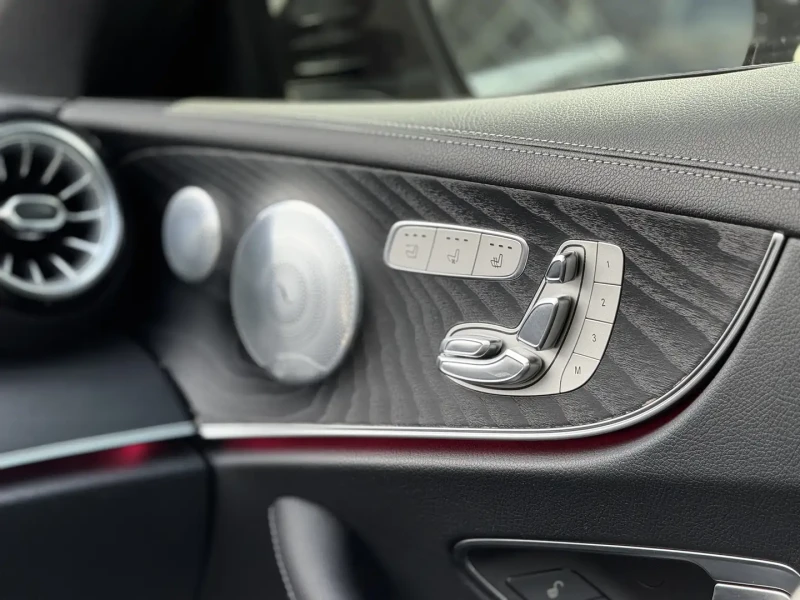 Mercedes-Benz E 400 AMG, DISTRONIC, DIGITA, ОБДУХ, BURMESTER, AMBIENT, снимка 10 - Автомобили и джипове - 52490975