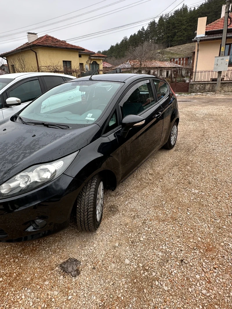 Ford Fiesta, снимка 2 - Автомобили и джипове - 53089120