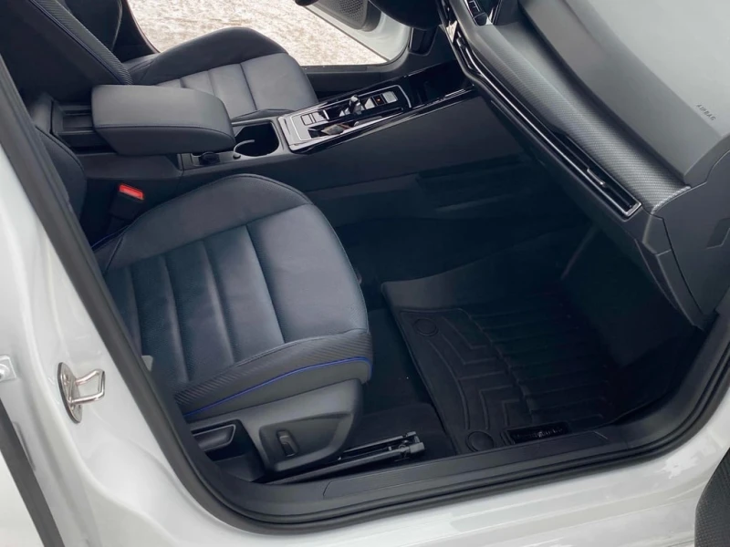 VW Golf R / DSG / ОБДУХВАНЕ / CARFAX, снимка 13 - Автомобили и джипове - 53235777