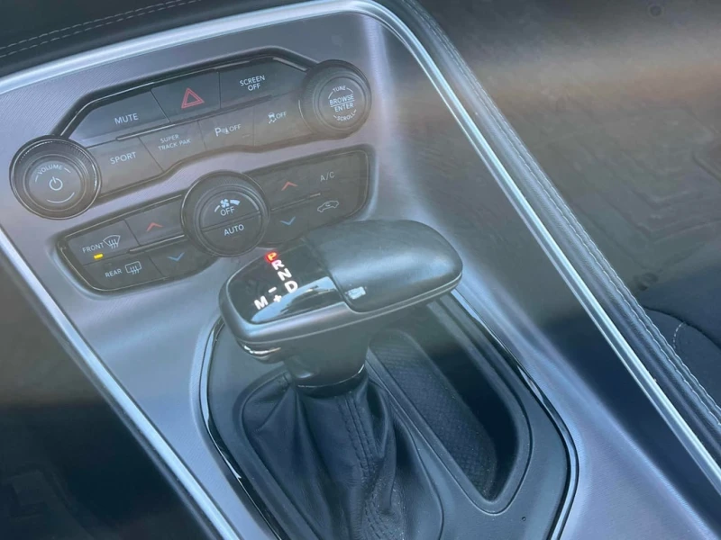 Dodge Challenger * GT * CARFAX * ПОДГРЕВИ, снимка 9 - Автомобили и джипове - 53305120