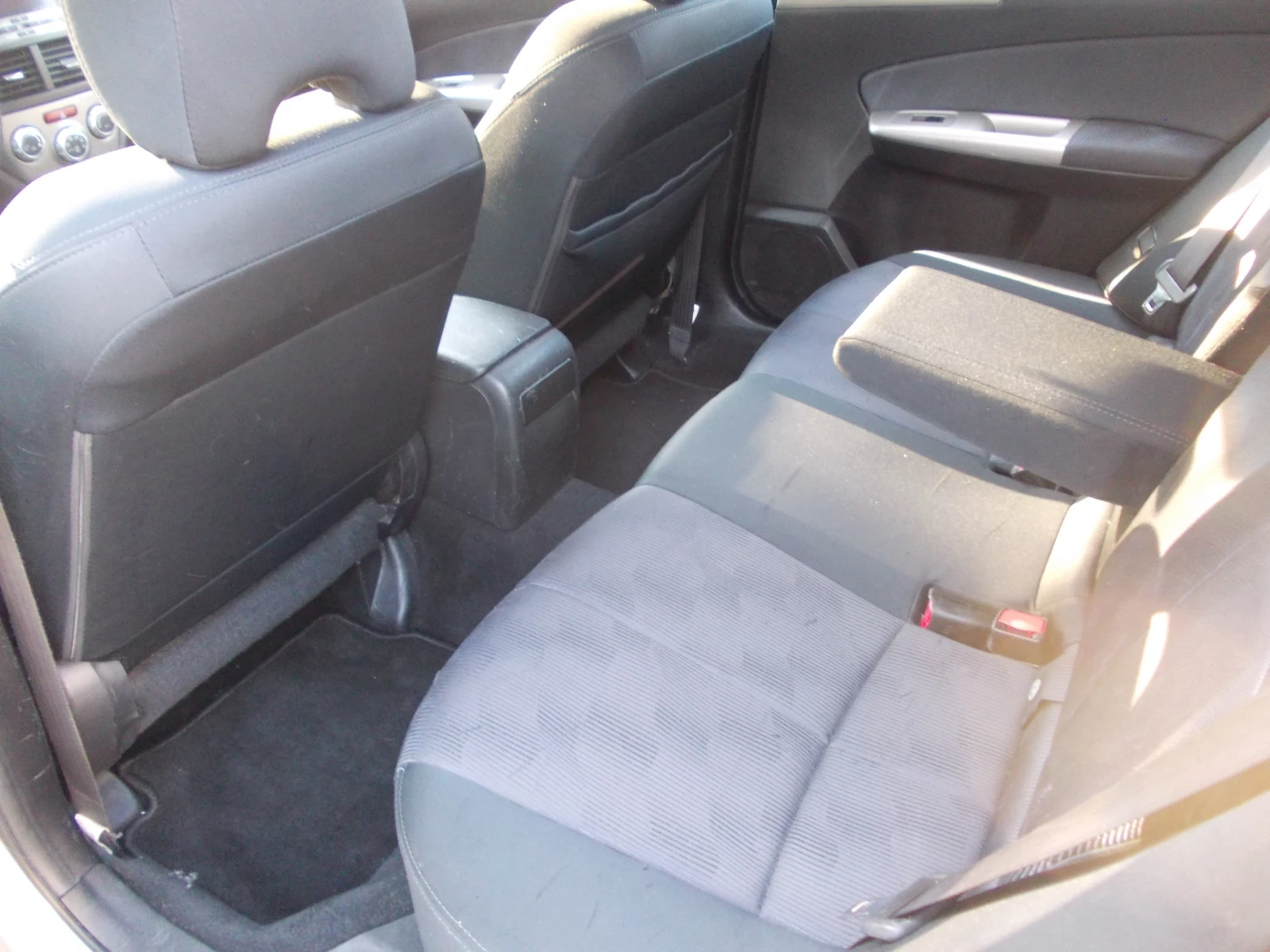 Subaru Forester 2.0-4x4-клима - изображение 7