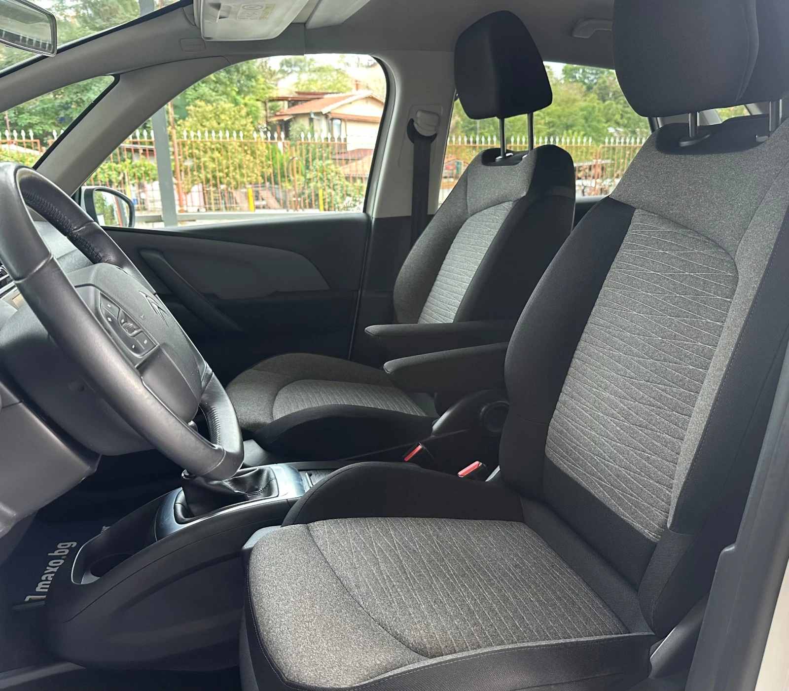 Citroen C4 Picasso GrandPicasso/1.2e-THP/Business+  | Mobile.bg — изображение 12