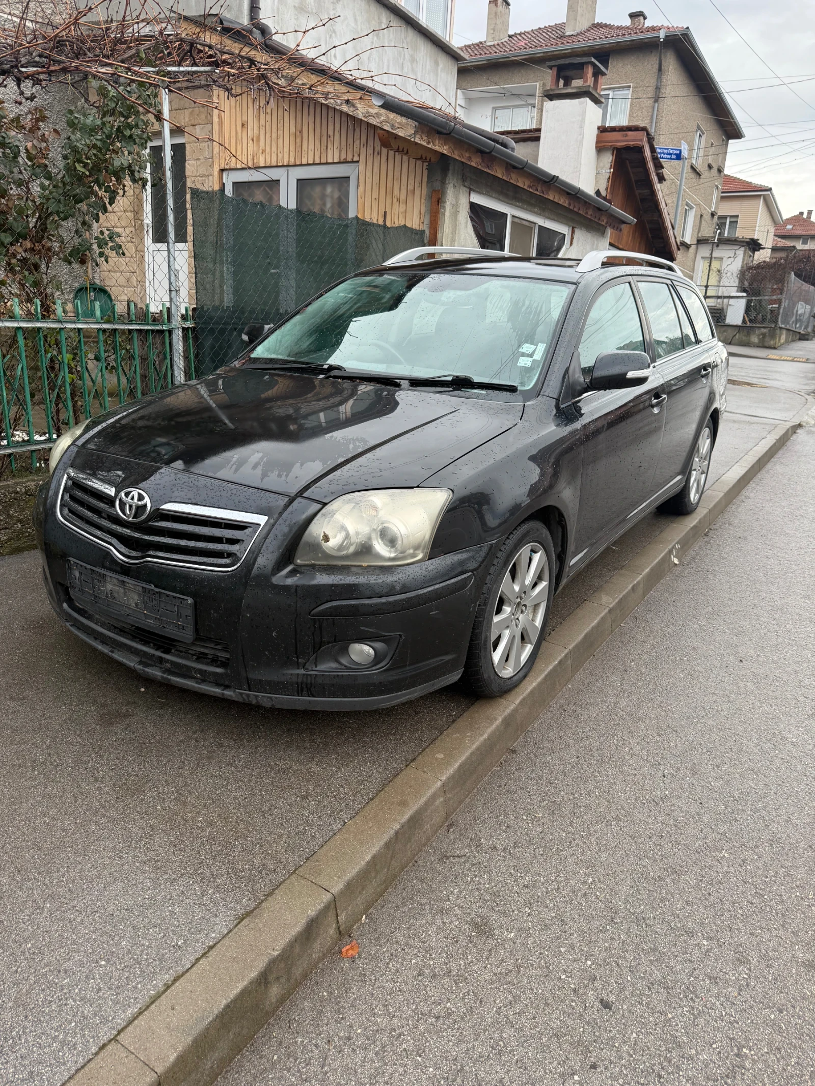 Toyota Avensis T25, снимка 2 - Автомобили и джипове - 53801316