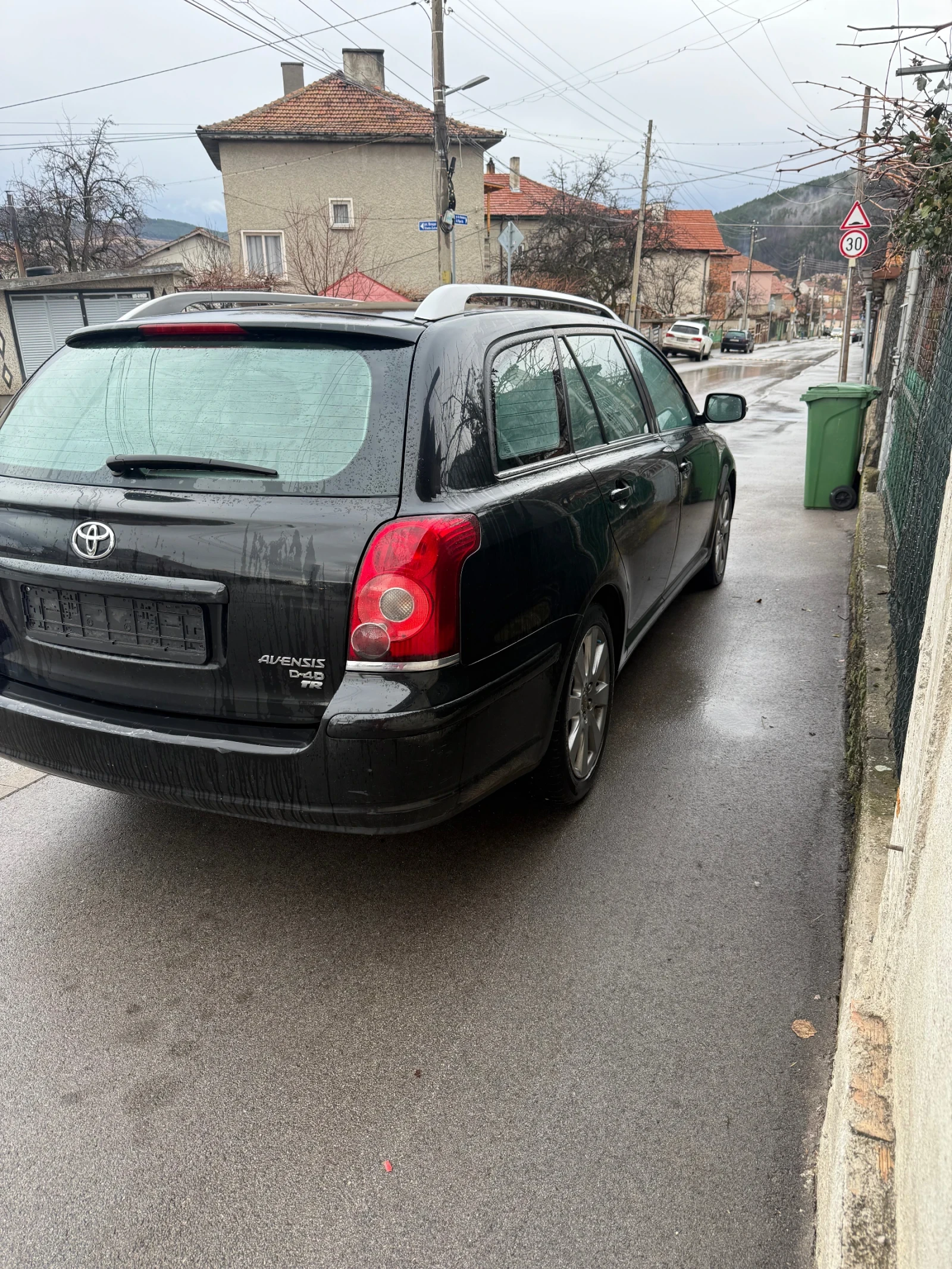 Toyota Avensis T25, снимка 3 - Автомобили и джипове - 53801316