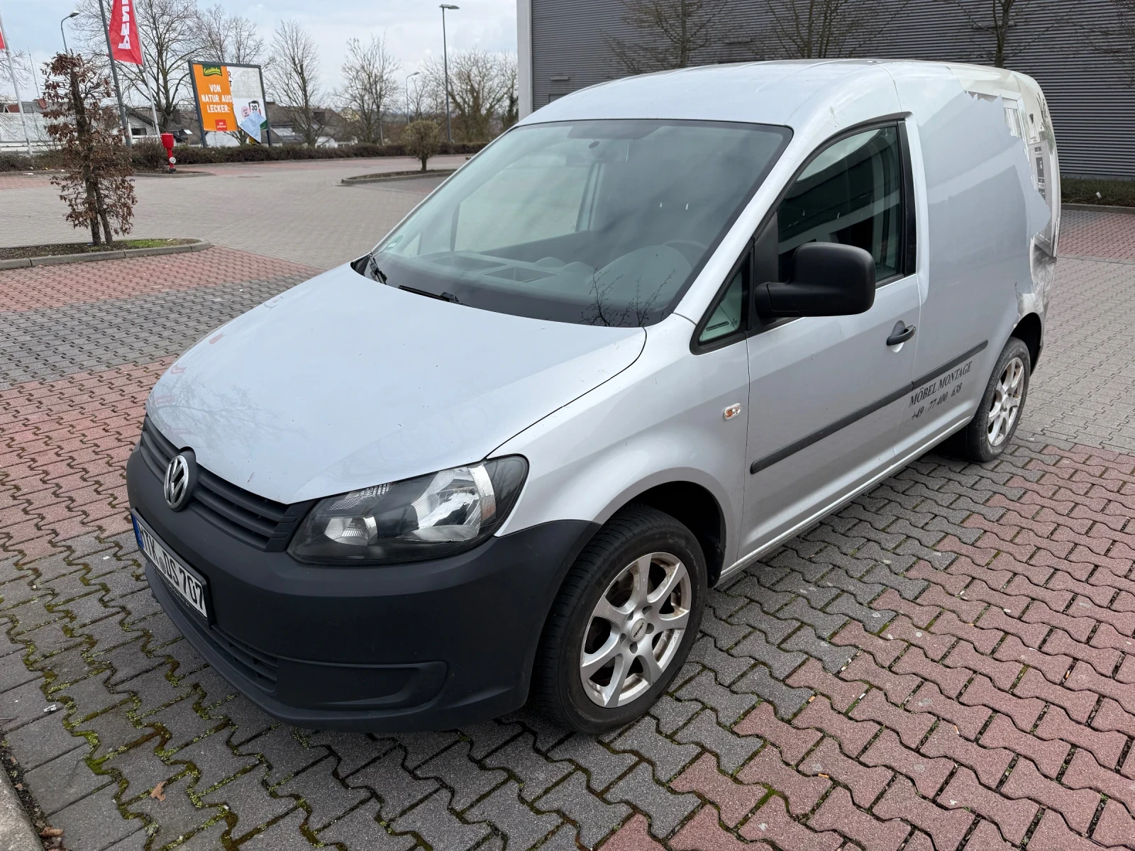 VW Caddy 1.6 TDI Clima, снимка 10 - Автомобили и джипове - 54299657