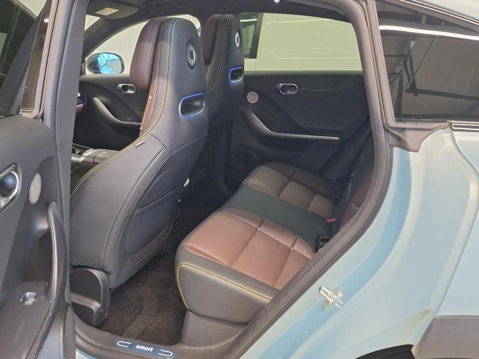 Smart #3 Premium, снимка 12 - Автомобили и джипове - 54135188