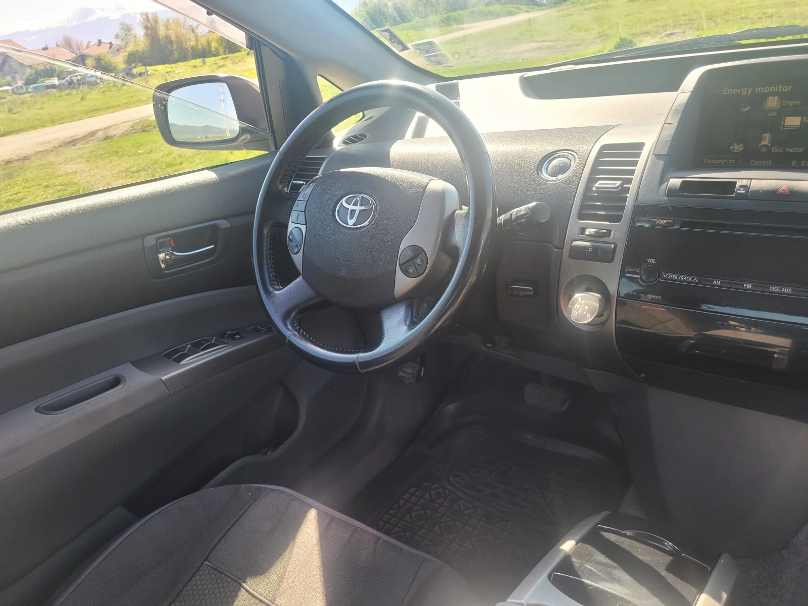 Toyota Prius 1.5 Hybrid | Mobile.bg � ����������� 11