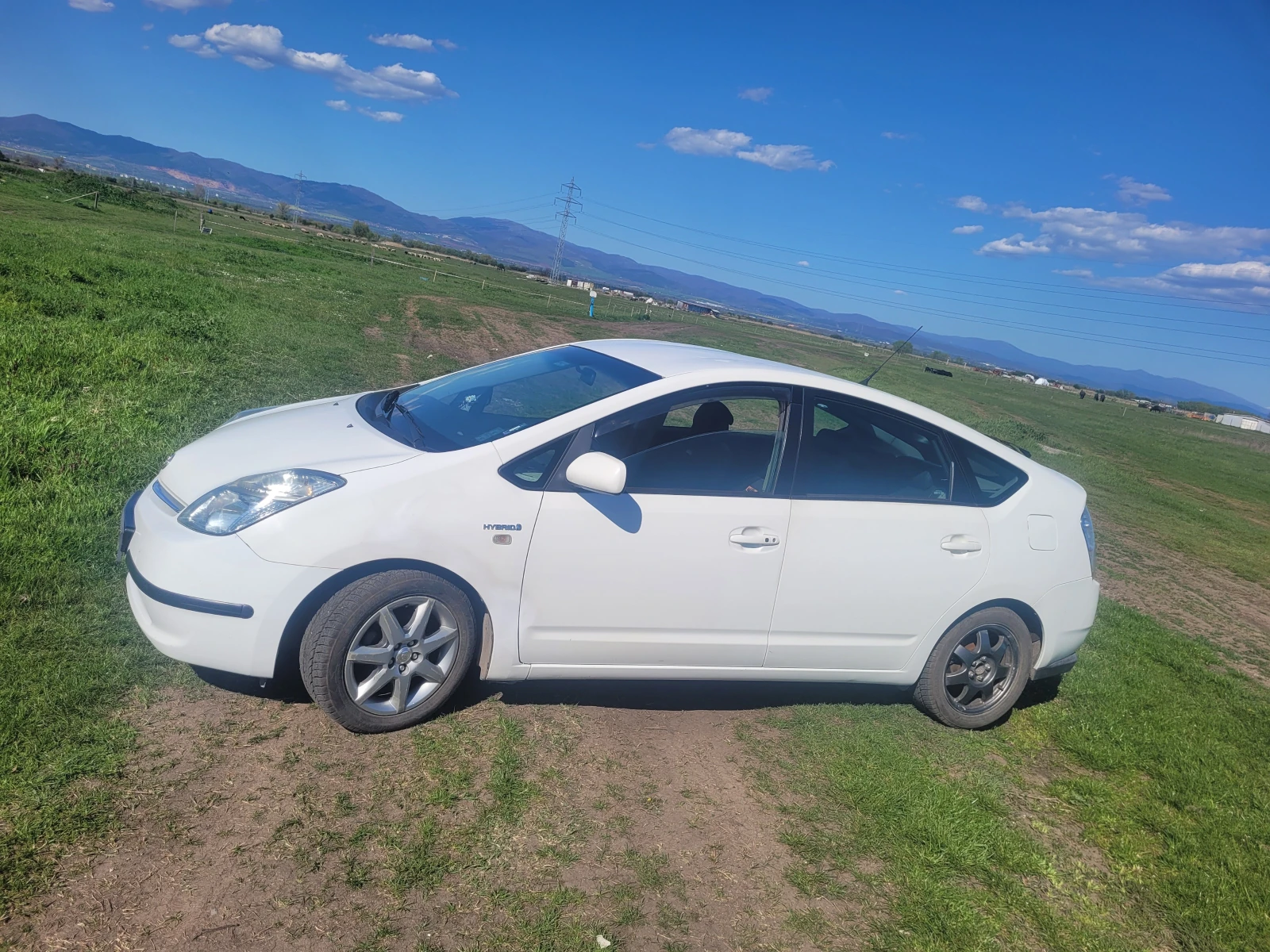 Toyota Prius 1.5 Hybrid | Mobile.bg � ����������� 7