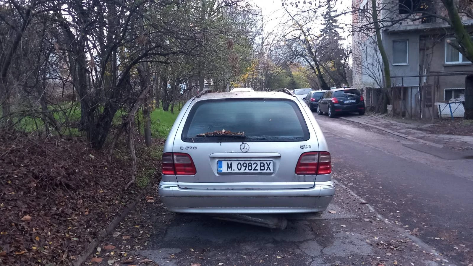 Mercedes-Benz E 270, снимка 7 - Автомобили и джипове - 54904458