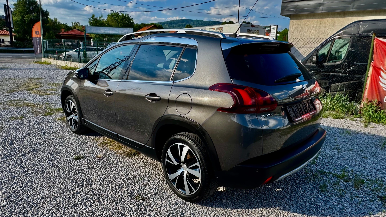 Peugeot 2008 GT line GRIP CONTROL EURO 6B , снимка 5 - Автомобили и джипове - 55025475