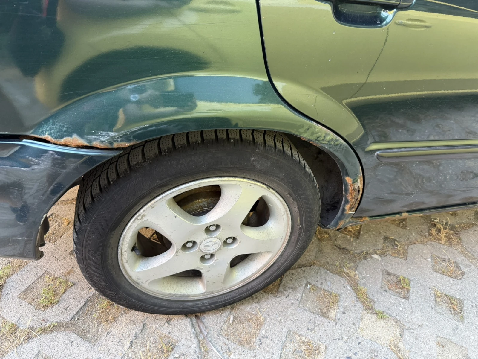 Mazda 323 DITD, снимка 7 - Автомобили и джипове - 55057330