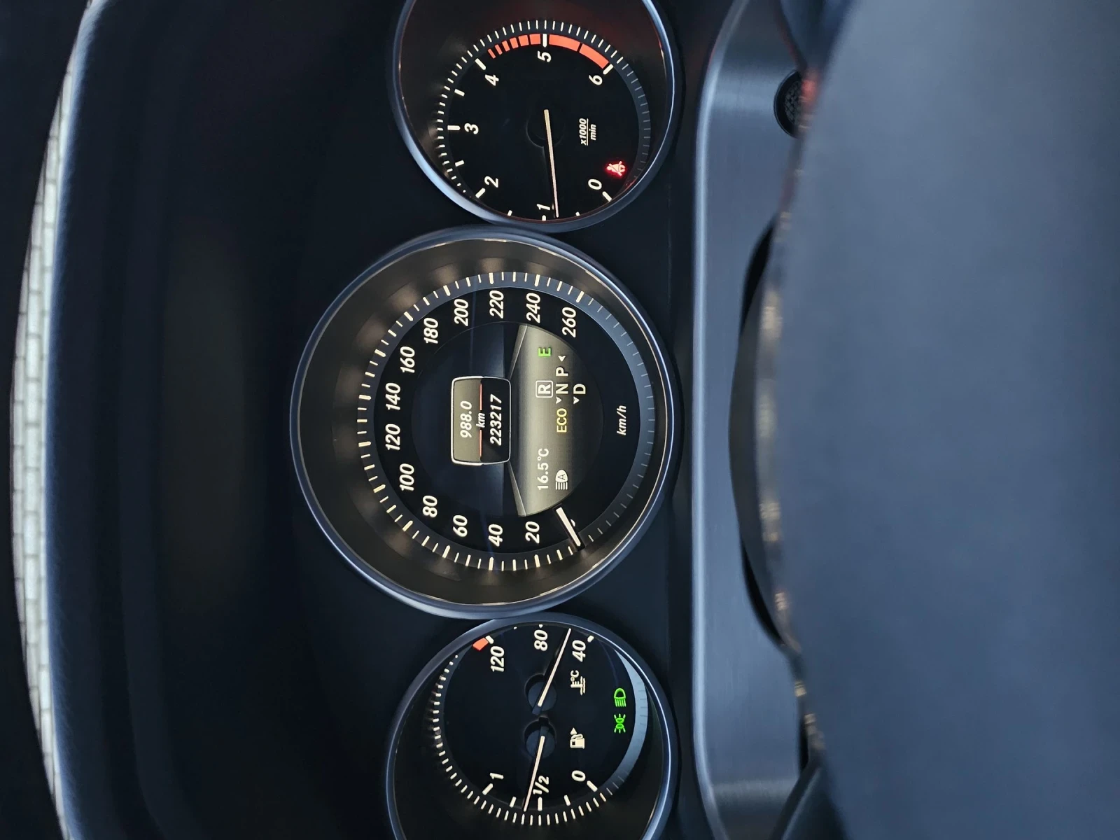 Mercedes-Benz E 200 Е200, снимка 12 - Автомобили и джипове - 55321385
