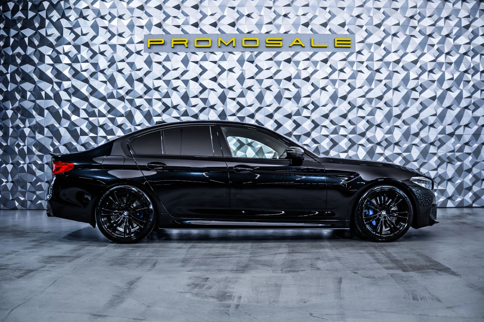 BMW M5 Competition* Carbon* H/K, снимка 6 - Автомобили и джипове - 55748776