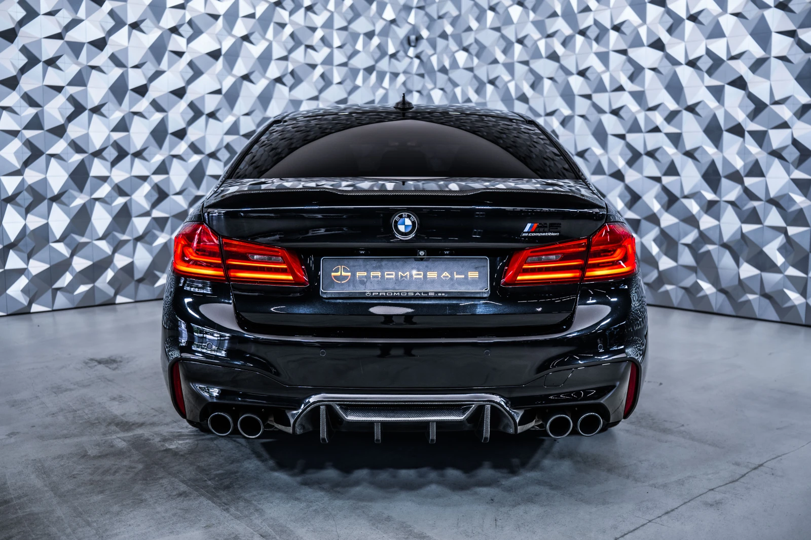 BMW M5 Competition* Carbon* H/K, снимка 5 - Автомобили и джипове - 55748776