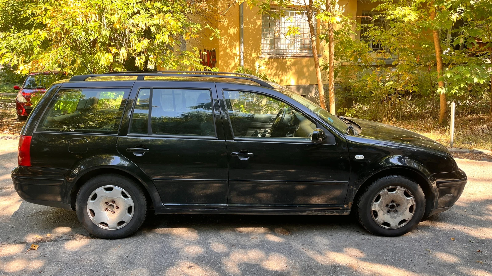 VW Bora 1.9TDI 131 к.с. 6 ск., снимка 3 - Автомобили и джипове - 56152837