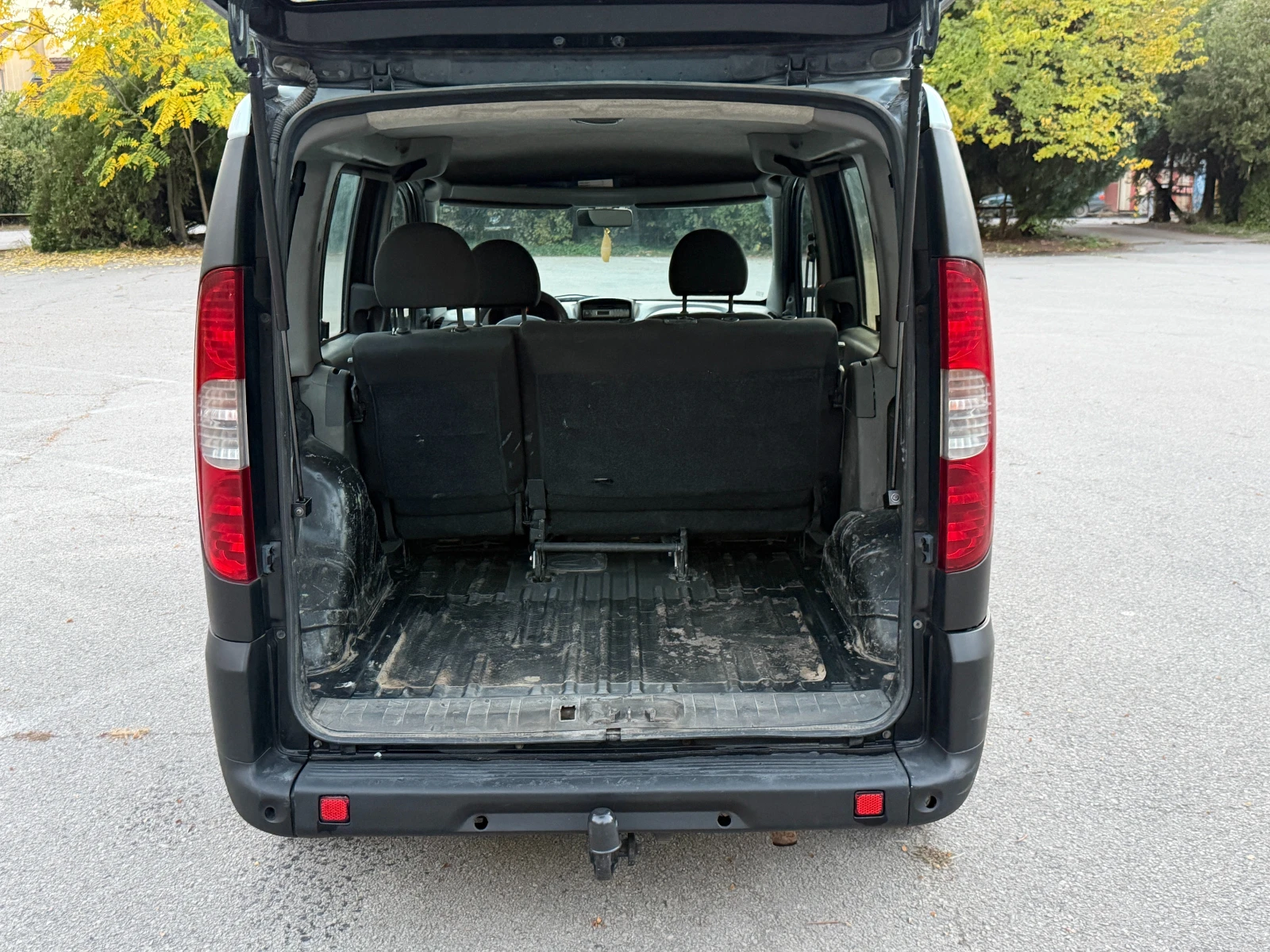 Fiat Doblo 1.9 JTD, снимка 9 - Автомобили и джипове - 56633304