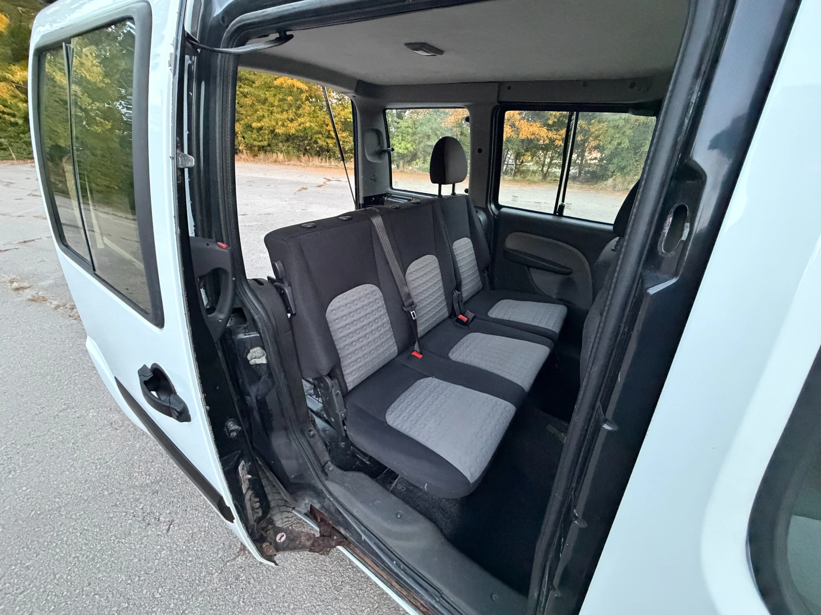Fiat Doblo 1.9 JTD, снимка 10 - Автомобили и джипове - 56633304